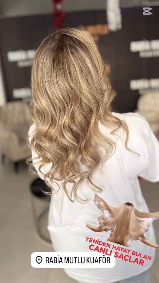 Sandıklı'da Yeni Trend: Röfle, Ombre ve Sombre Saçlar Popüler