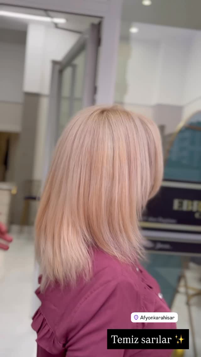 Afyonkarahisar'da Ebru Yaşık Coiffeur: Saç Boyama Uzmanlığı ve Trend Tasarımlar