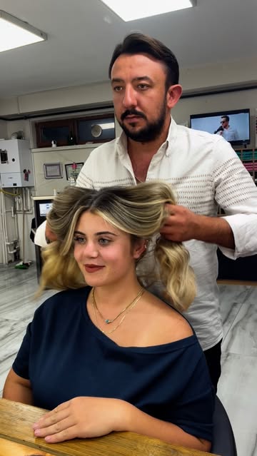 Afyon Queen Kuaför'den Saç Tasarımında Yeni Trendler Afyon Queen Kuaför'den Saç Tasarımında Yeni Trendler